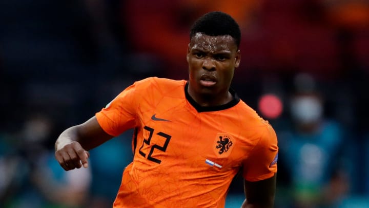 Denzel Dumfries directed by several top European clubs