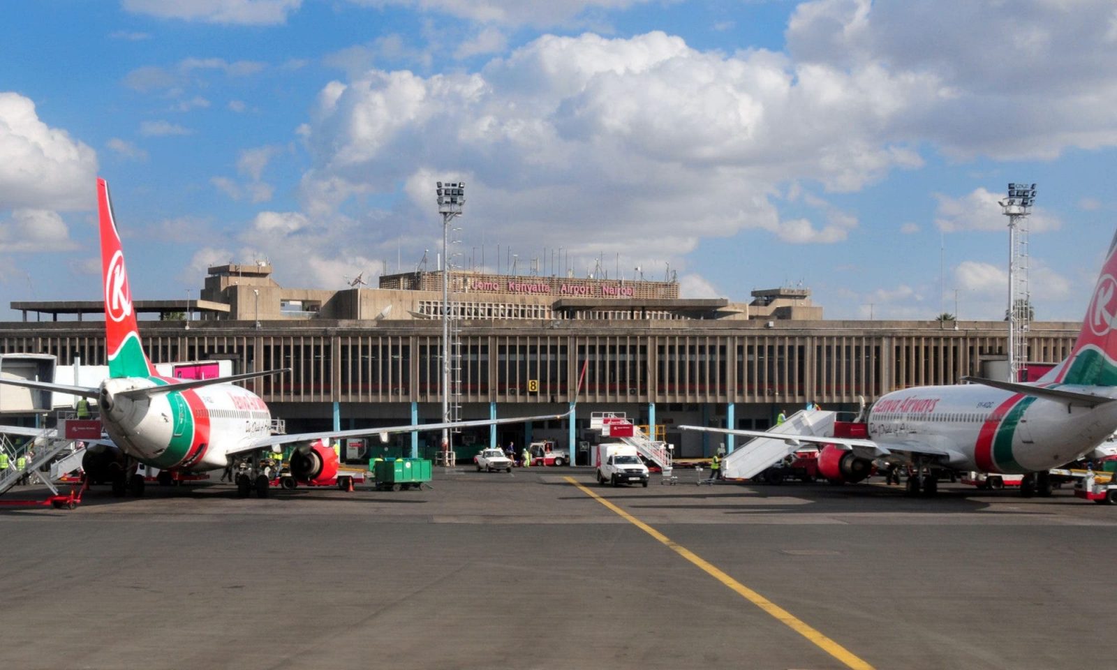 Duulimaadyada u dhaxeeya Somalia iyo Kenya oo hal arrin ku x…