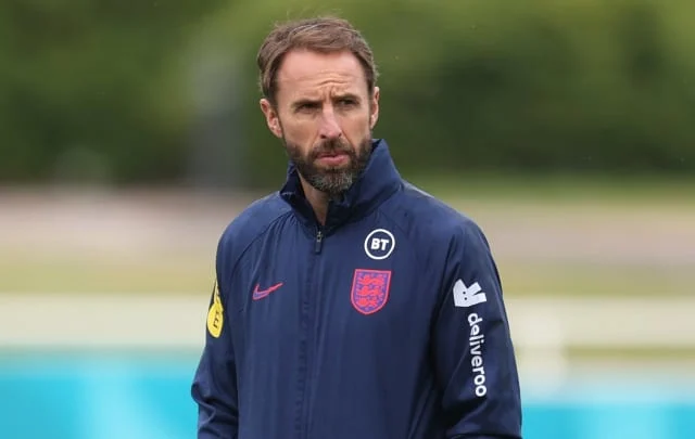 England want to offer an extension of the contract
