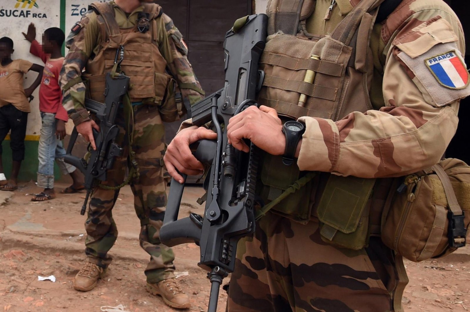 France stops supporting Central African Republic