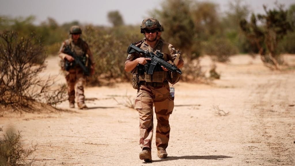 France suspends military operations