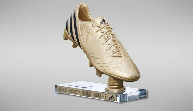 GOLDEN BOOT: Halkee La Kala Marayaa Tartanka Kabta Dahabka Ah Ee