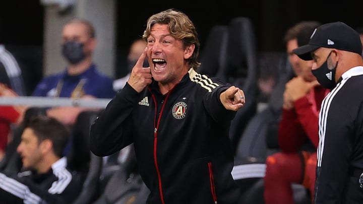 Gabriel Heinze has been dismissed after picking up his third yellow card in the game
