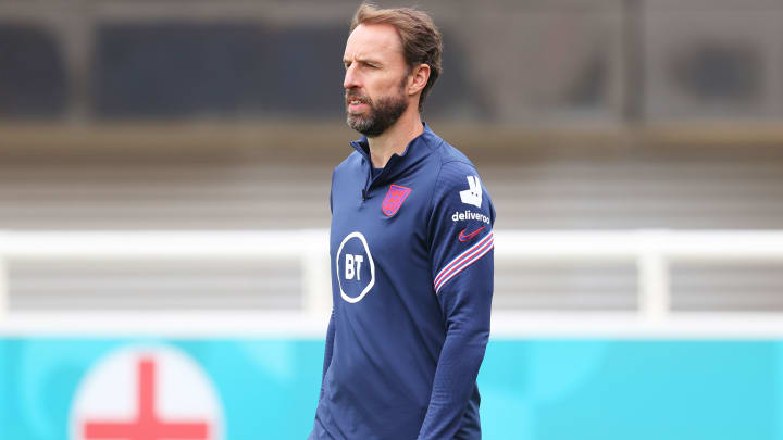 Gareth Southgate to assess the mental health of Mason Mount & Ben Chilwell before returning to England