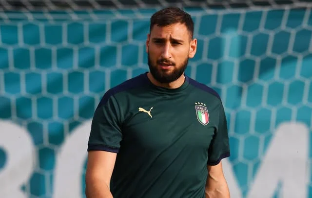Gianluigi Donnarumma undergoes PSG medicine