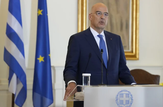 Greece dissatisfied with German Libya conference