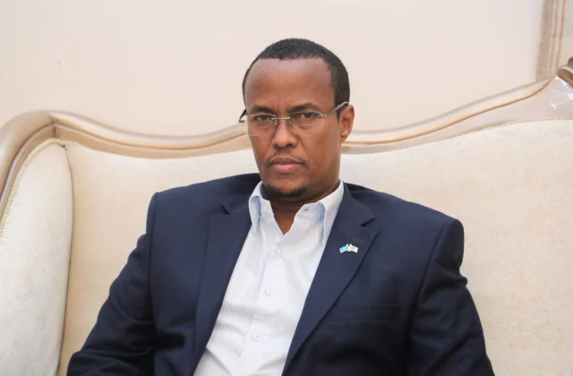 Guudlaawe oo qaadacay shirka ka furmaya Muqdisho