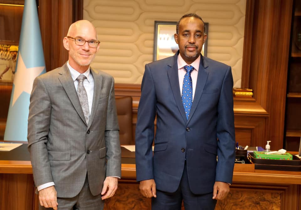 James Swan iyo Rooble oo ka wada hadlay dib u dhaca fulinta …