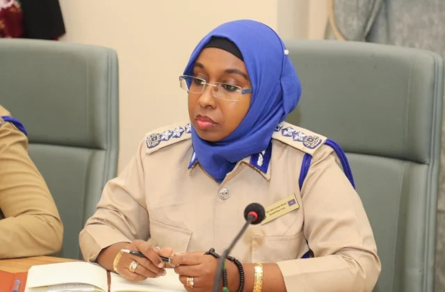 Jeneraal ZAKIYA: “Inta aan xilkan hayo ma aroosi karo” – Caa…