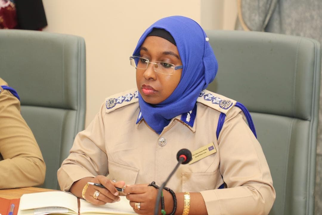 Jeneraal ZAKIYA: “Inta aan xilkan hayo ma aroosi karo” – Caa…