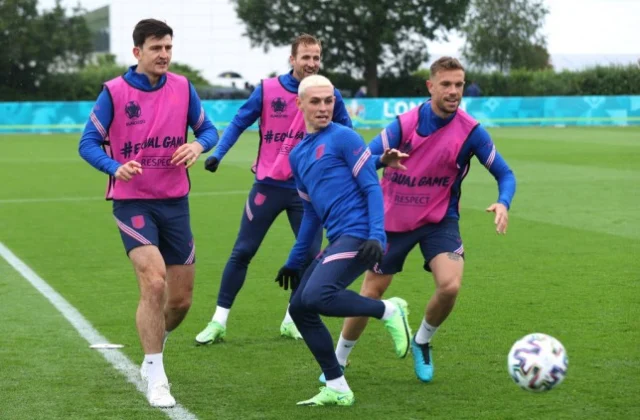 Jurgen Klinsmann Oo Magacaabay Lixda Ciyaartoy Ee Ingiriiska Ah Ee