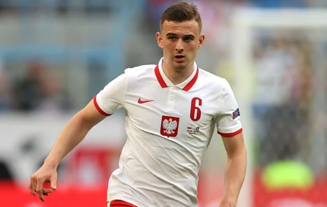 Kacper Kozlowski transfer – Barcelona & Juventus interested