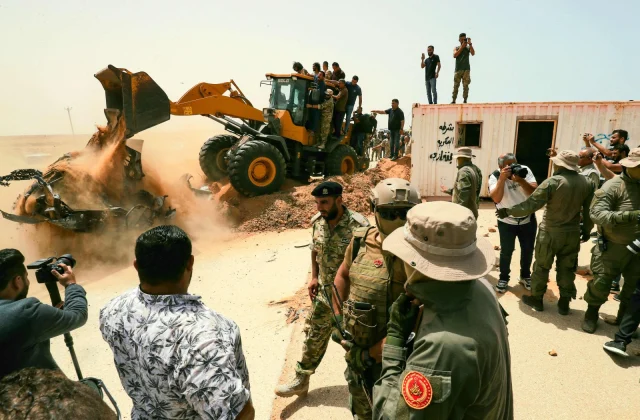 Libyan Prime Minister Dbeibah is reopening the main road