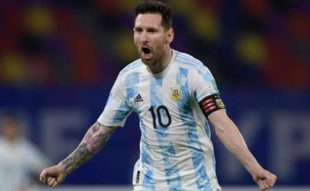 Lionel Messi Oo Iska Diiday In Argentina Isaga Ka Sugayso Koobab Uu U