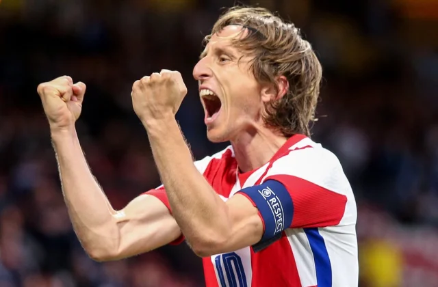 Luka Modric Oo Laba Rekoodh Oo Taariikhi Ah Ku Samaystay Croatia &