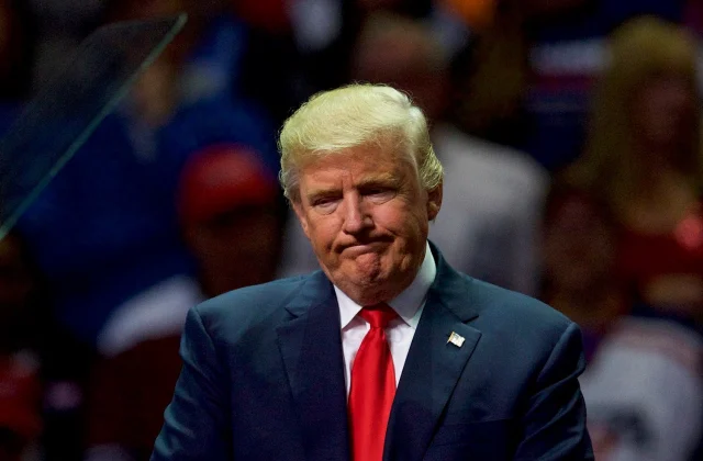 Mareykanka oo saxaya qaladkii ka dhashay go’aankii Trump ee …