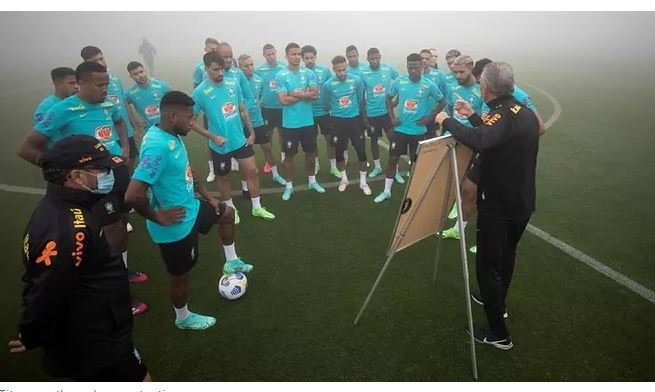 Messi, Neymar Iyo Kabtannada Xulalka Latin America Oo Diiday Inay La