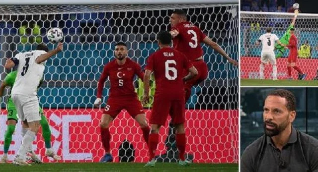 Muxuu Ahaa Dembigii Ay Xalay Galeen Ciyaaryahanadda Turkey?