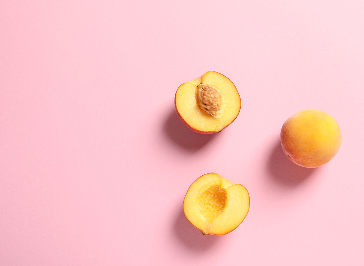 One Major Side Effect of Eating Peaches, Say Science