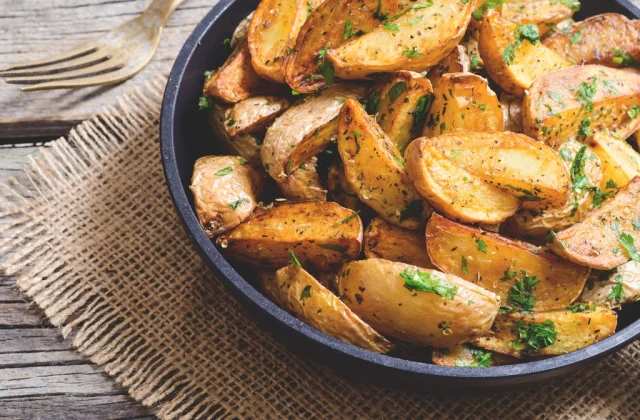 One Major Side Effect of Eating Potatoes, Say Dietitians