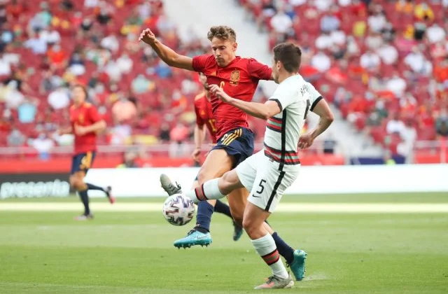 Portugal & Spain Oo Is-mari Waayey, Ronaldo & Moratta Oo Iska Hor