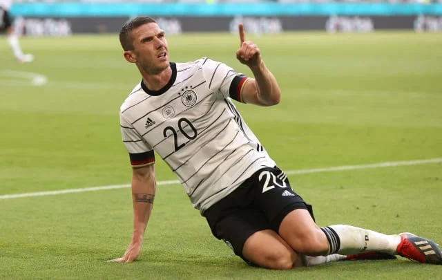 Possible destinations for Germany star Robin Gosens