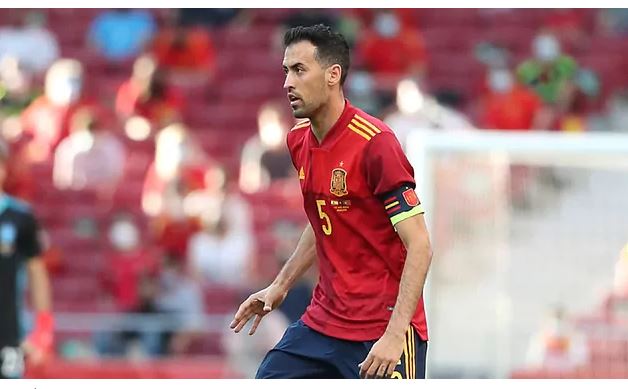 RASMI: Spain Oo Dib U Helay Sergio Busquets Kaddib Fayraska Korona Ee