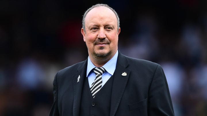 Rafa Benitez ‘wants’ a job after new talks