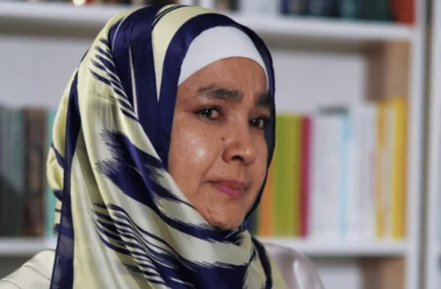 Saddex dal oo Carab ah oo billaabay inay Muslimiinta Uyghurs…