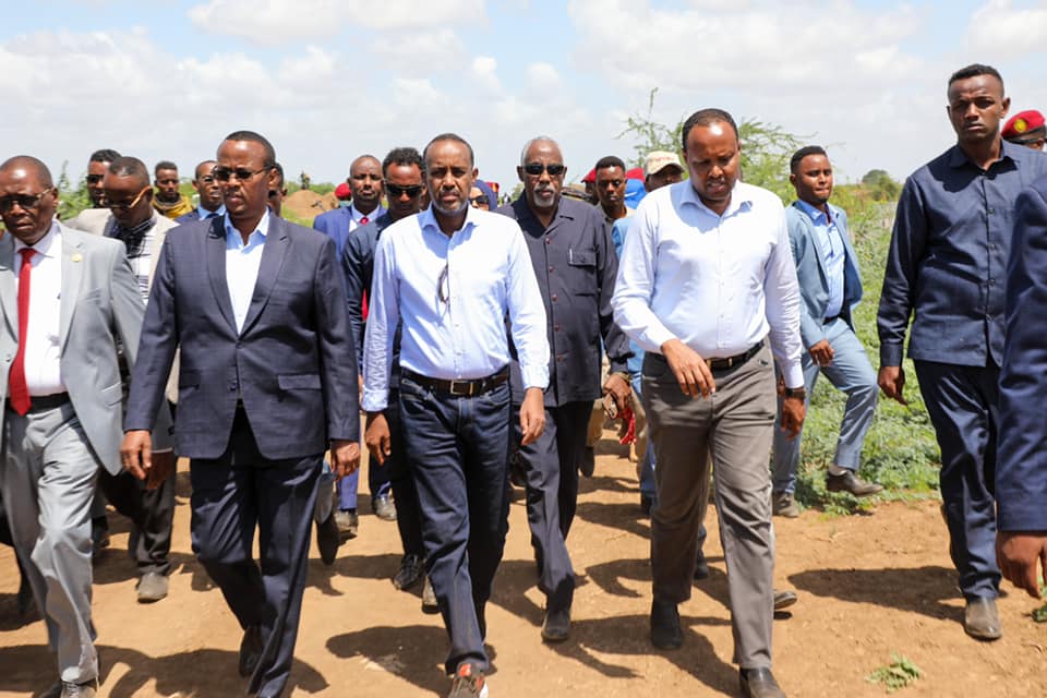 Sawirro Raiisul wasaare ROOBLE oo gaaray JOWHAR Caasimad