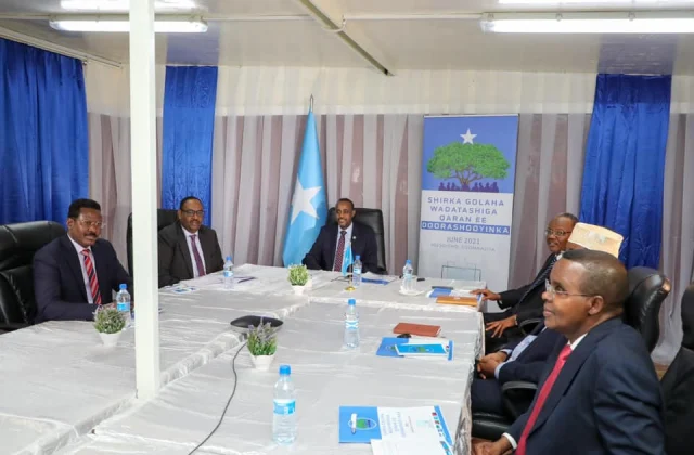 Shirka wada-tashiga qaran oo ka furmay Muqdisho + Sawirro – …