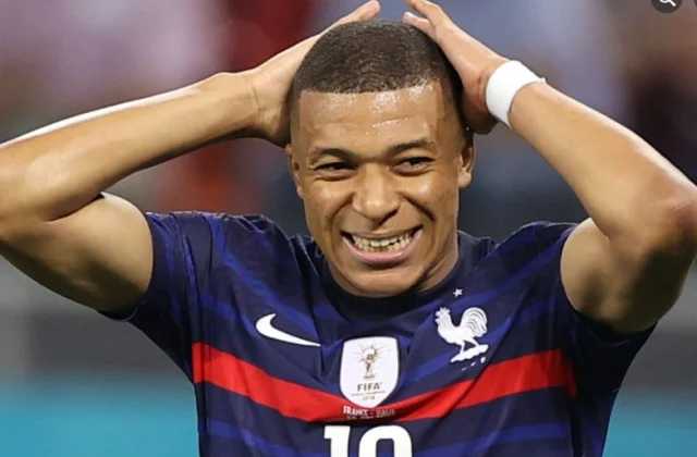 Switzerland Oo Rikoodheyaal Ku Garaacday France, Mbappe Oo Reebay