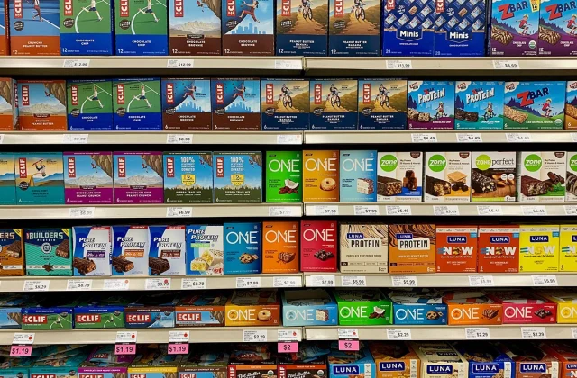 The #1 Best Protein Bar to Eat, According to a Dietitian