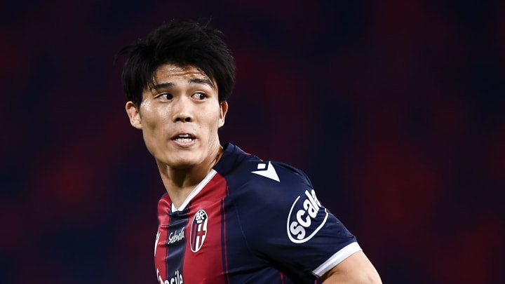 Tottenham open talks for Bologna defender Takehiro Tomiyasu