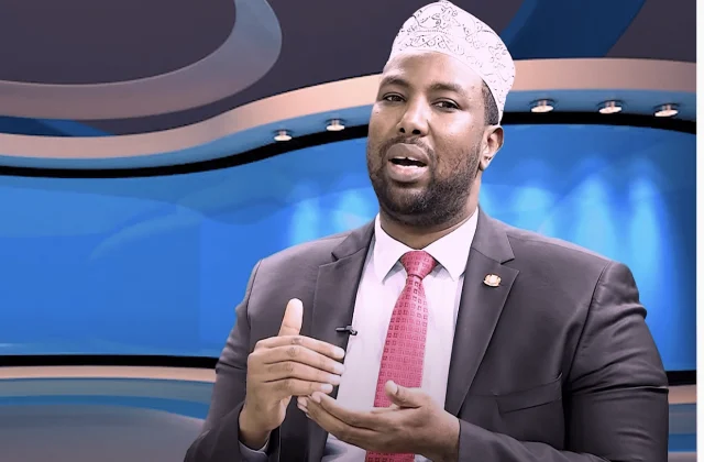 Wasiiru dowlihii hore ee madaxtooyada oo shaaciyey sabab loo…