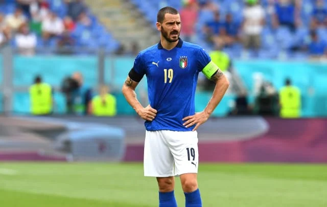 Who will partner Leonardo Bonucci for Italy?