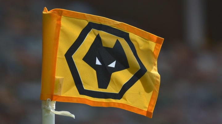 Wolves confirm signing of Yerson Mosquera