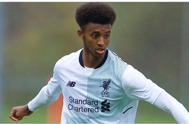Xiddigaha Soomaaliga Ah Ee Abdi Sharif Oo Ka Tegaya Liverpool –
