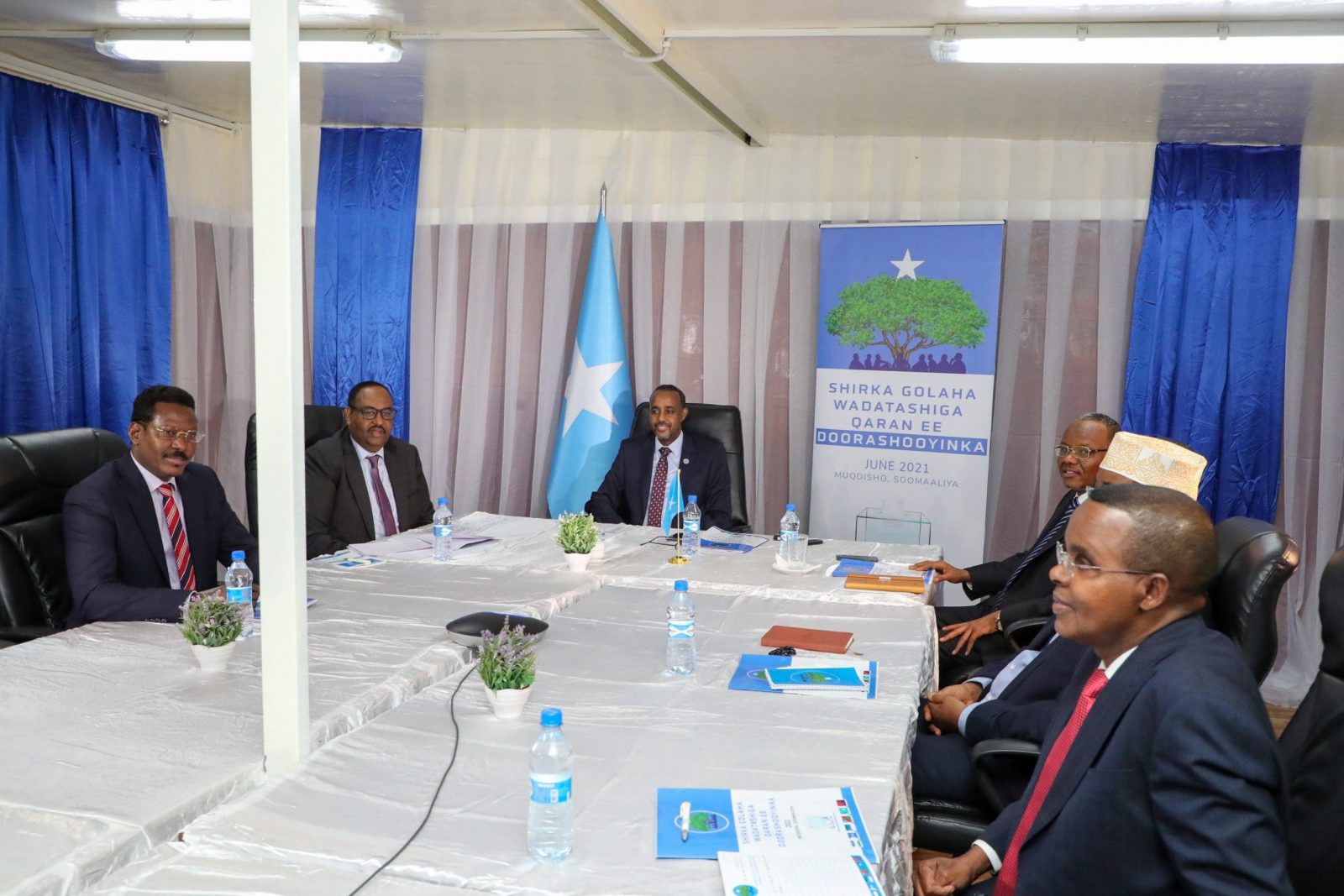 Xog: Rooble oo diiday qorshihii Axmed Madoobe iyo Guudlaawe …