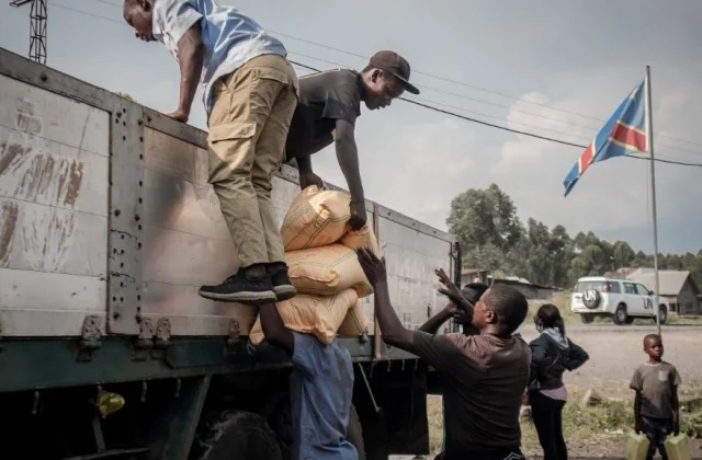 emergency aid for displaced persons from Goma arrives