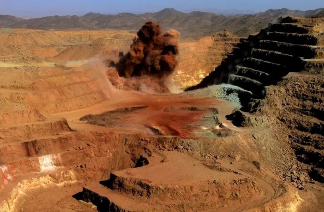 investment boom in gold mines