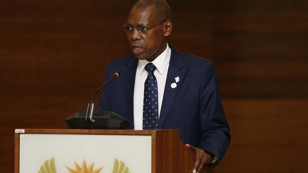 relatives of the Minister of Health directed by a