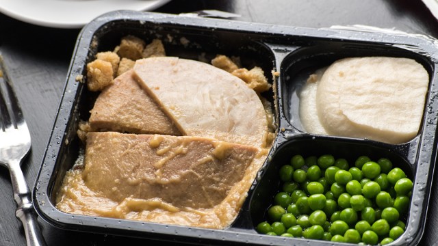 microwave turkey frozen dinner