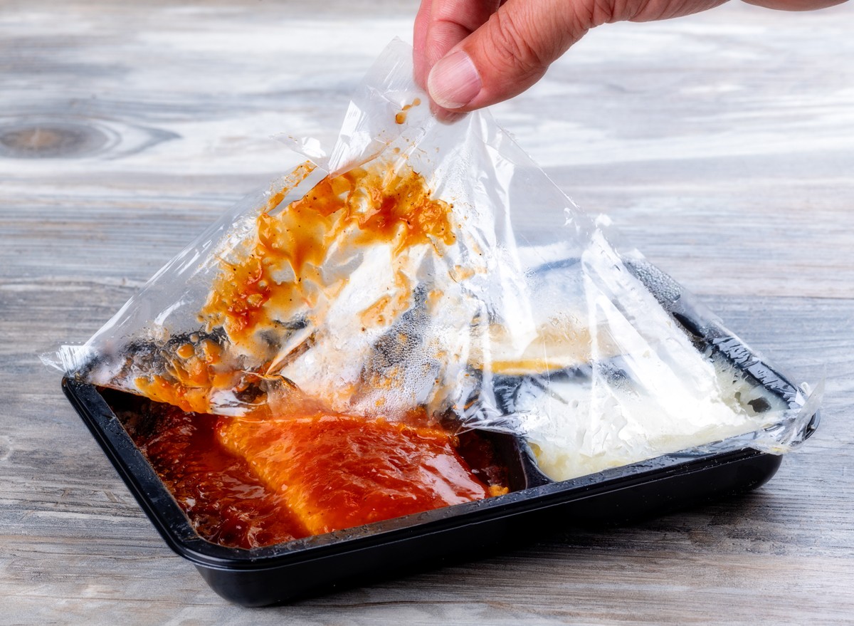 What Occurs to Your Physique When You Eat Frozen Dinners