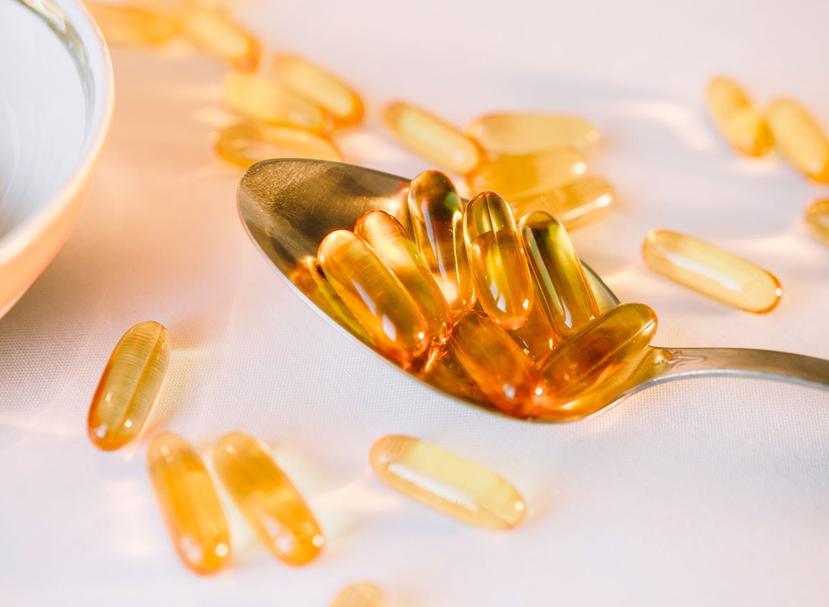 Finest Dietary supplements for Individuals Over 50, Say Diet Consultants
