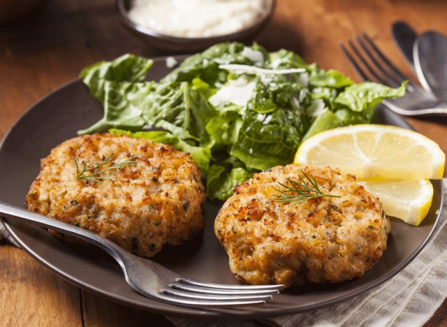 crab cakes