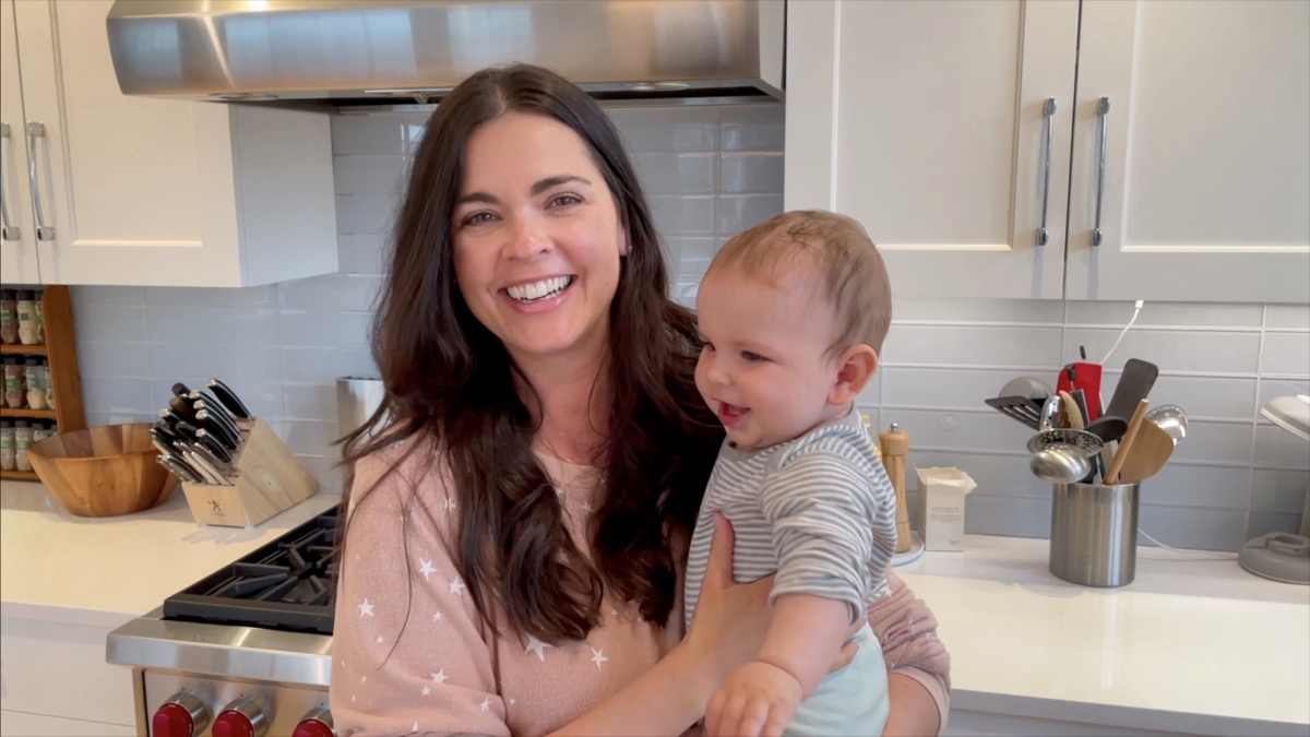 Katie Lee Biegel shares how she received again to her weight earlier than the infant