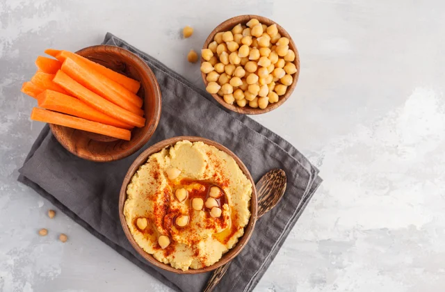 9 Ways Snacking Can Help You Lose Weight, Say Dietitians