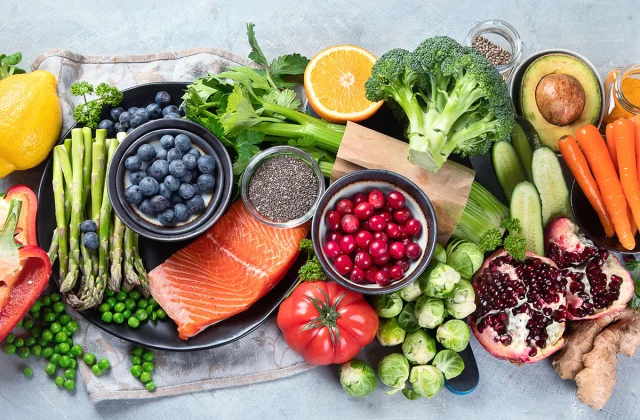 The #1 Best Food to Eat to Reduce Inflammation, Says Dietitian