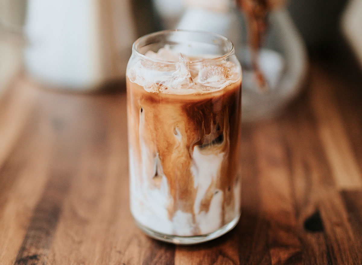 Worst Breakfast Habits for a Flat Belly, Say Dietitians